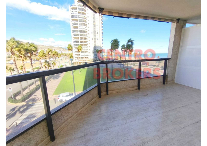 Apartament w I linii plaży z basenem w Cullera, Walencja